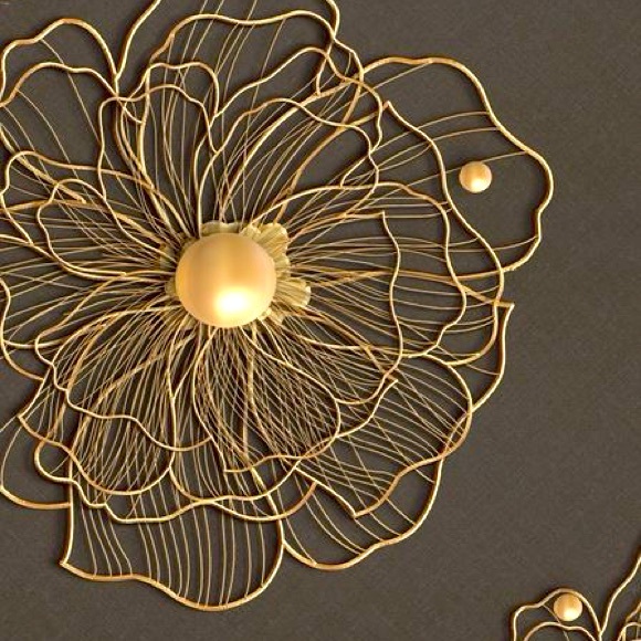 Meet your Posher. TOP RATED SELLER. FAST SHIPPER. HIGH QUALITY ITEMS. 🌟🌿❤️ - Picture 3 of 4